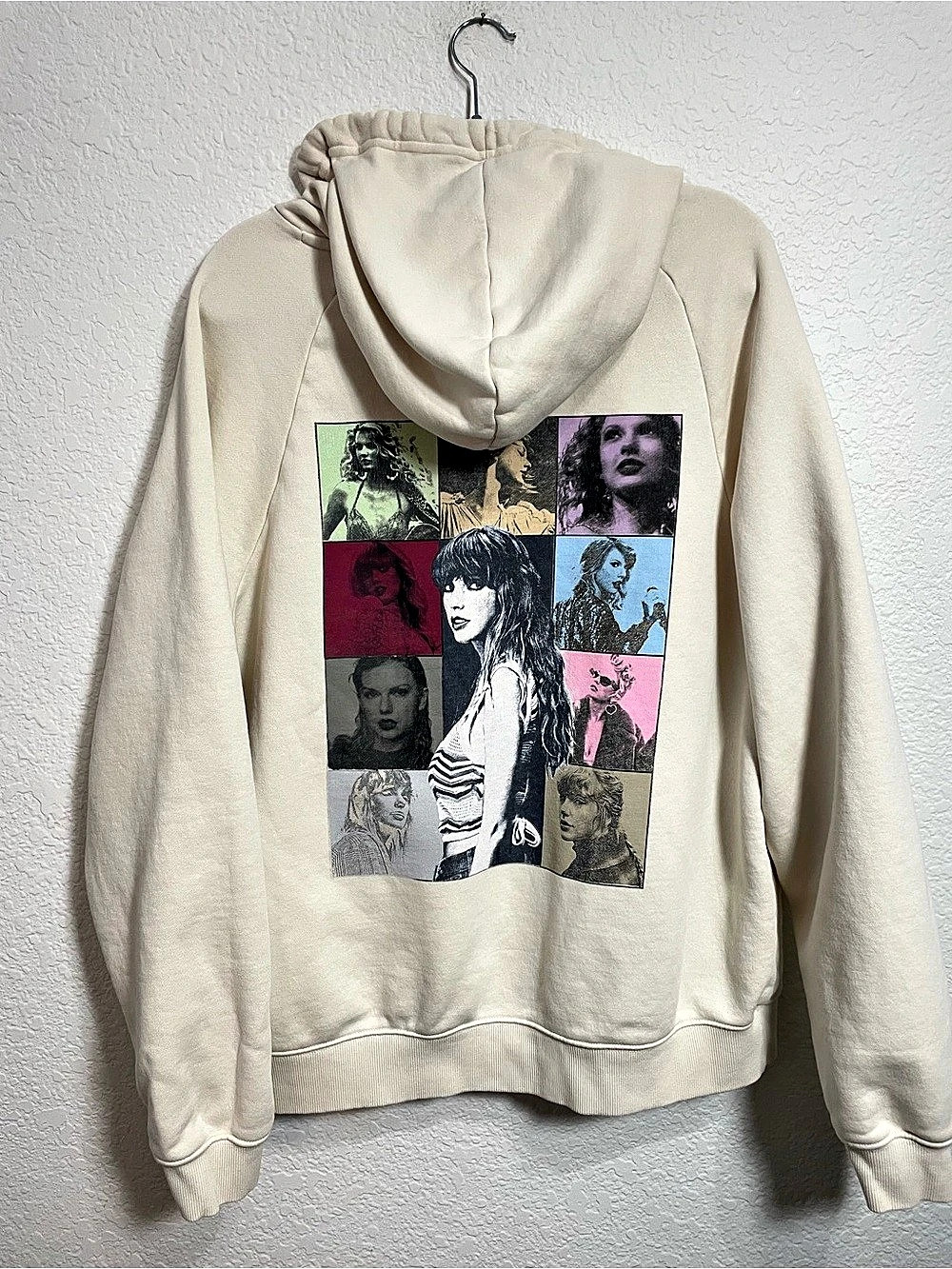 Taylor Swift The Eras Tour Cream Graphic Hoodie Sweatshirt Size Medium